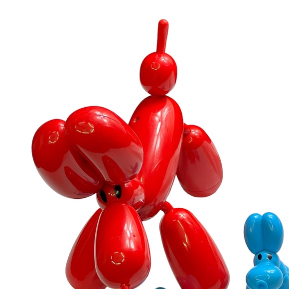 Moose Toys Squeakee The Balloon Dog Red Electronic Pet Interactive Sounds Moves. - Picture 14 of 16